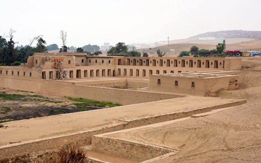 From Lima: City Tour with Catacombs & Pachacamac Inka Ruins - The midday break and local lunch