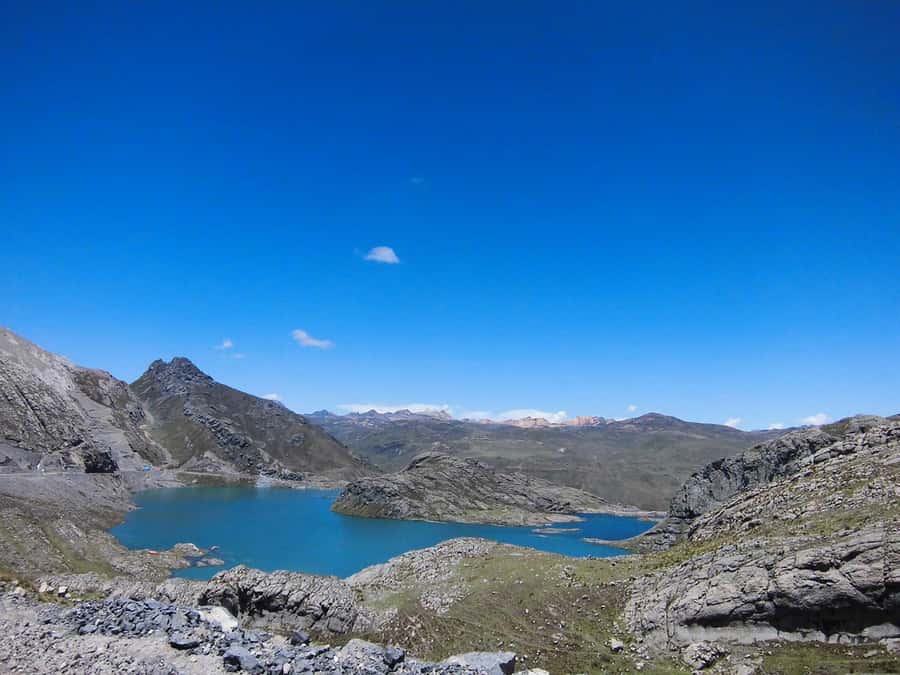 From Lima: Cordillera de la viuda | Mountain Exploration - Cochapampa viewpoint and the changing road