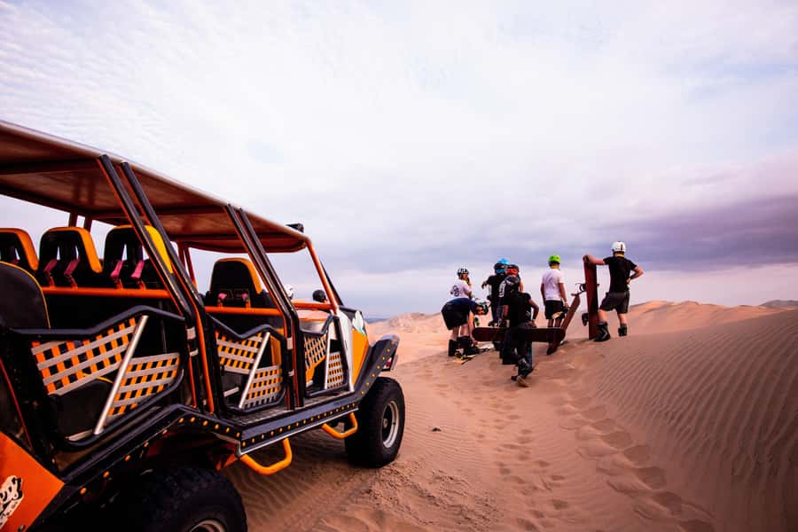 From Lima: Huacachina Oasis & Ballestas Island - ENGL / ESPA - Key points at a glance