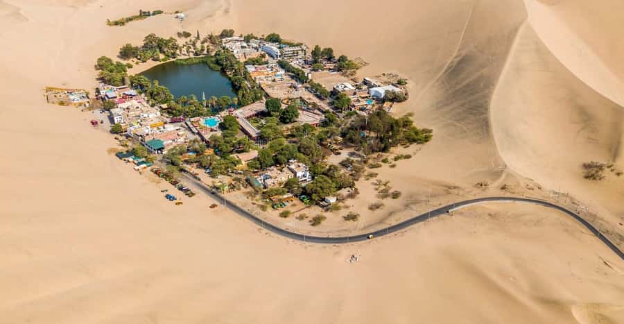 From Lima: Huacachina Oasis & Ballestas Island - ENGL / ESPA - The Ballestas Islands by modern boat
