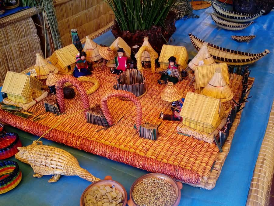 From Puno: Floating Islands of the Uros Half-Day Tour - What you learn about totora