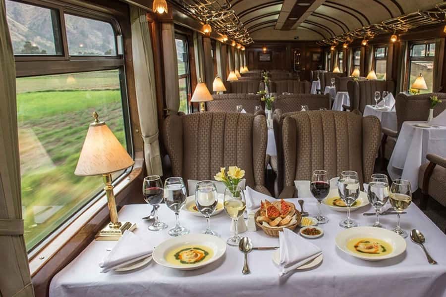 From Puno: Travel to Cusco in Titicaca Train All Inclusive - Morning pickup and the first hours on board
