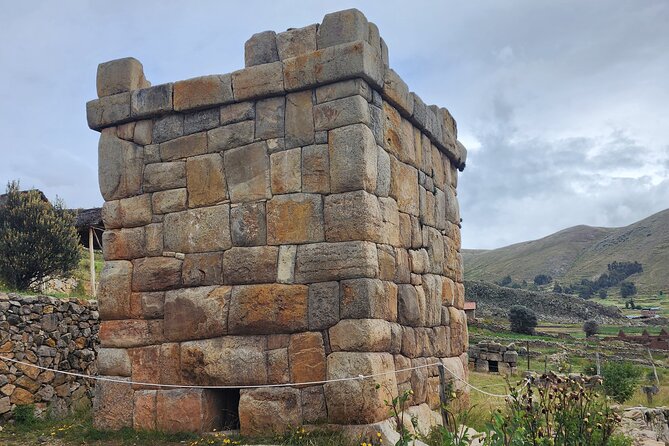 Full Day Guided Tour of the Aymara Route from Puno - Chucuito and the small Inca Uyo shrine