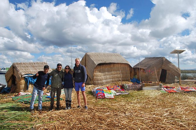 Full Day Lake Titicaca Tour from Cusco - Uros Floating Islands and the PEN 10 reed boat option