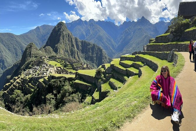 Full Day Private Guided Tour in Machu Picchu - The Ollantaytambo to Aguas Calientes train