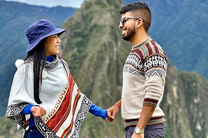 Full Day Private Guided Tour in Machu Picchu - Aguas Calientes and the bus to the sanctuary