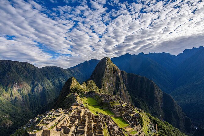 Full Day Tour to Machu Picchu by Train - The Ollantaytambo to Aguas Calientes train ride