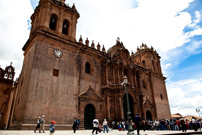 Half-Day City Tour of Cusco Including Tambomachay - Guides, language, and tour quality