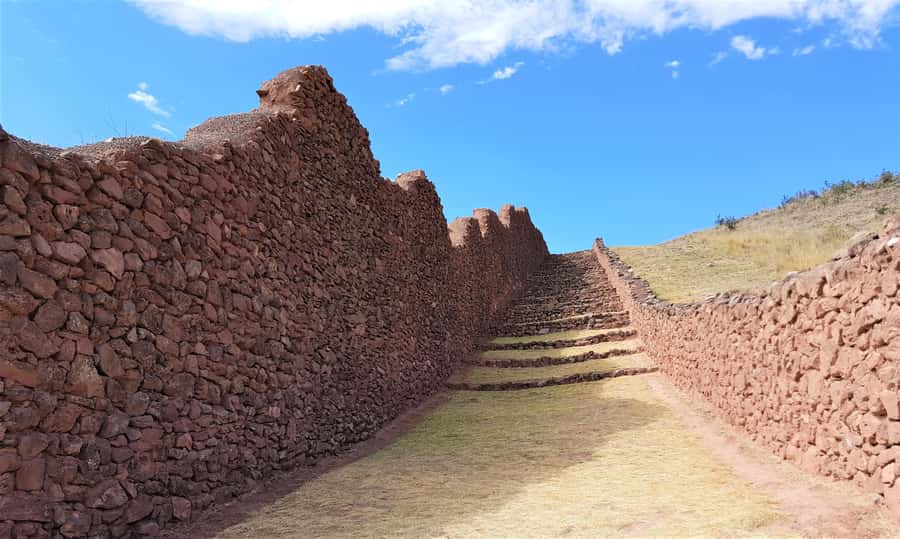 Half-Day Tour Tipón, Pikillaqta & Andahuaylillas Shared Tour - The van ride and pickup details