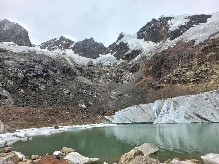 Huaraz: Full Day Rocotuyoc Lagoon + Frozen Lagoon - Snow peaks of the Cordillera Blanca