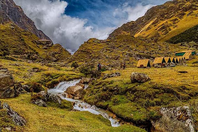 Humantay Lake Full-Day Adventure: Scenic Trek and Stunning Views - The 1.5-hour climb to Humantay Lake