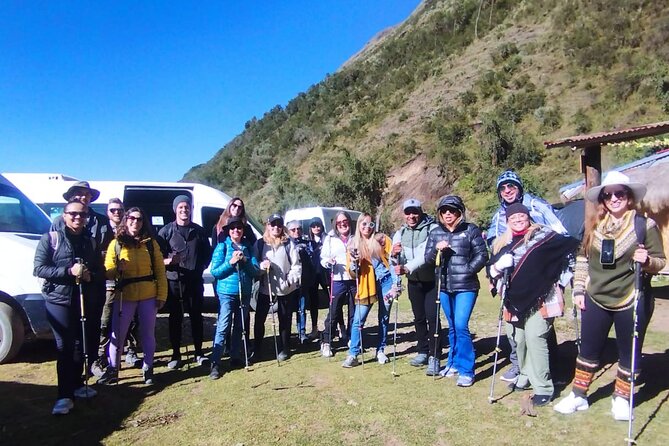 Humantay Lake Tour: Private Full-Day Tour From Cusco - The 4:00 am pickup and the long road to Mollepata