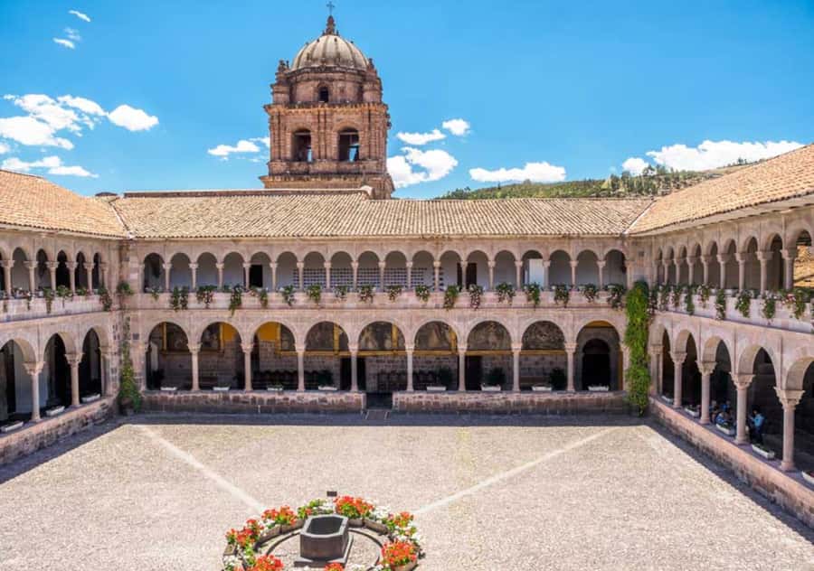 In Cusco: Saqsaywaman, Qenqo, Pukapukara, Tambomachay. - What this Cusco tour actually covers