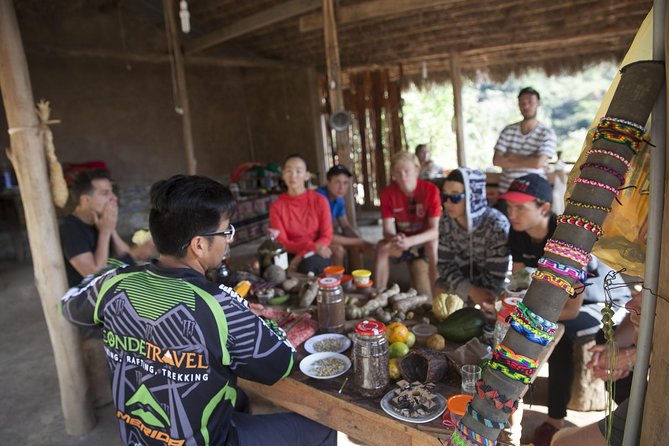 Inca Jungle Premium to Machu Picchu 4-Day and 3-Nights - Day one: Málaga Pass biking and Urubamba River rafting