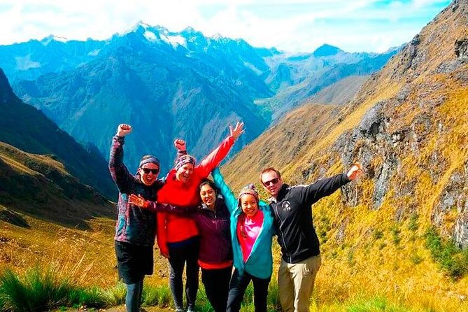 Inca Trail 4 Day Adventure to Machu Picchu with Panoramic Train - Day 1: Km 82, Patallacta, and Wayllabamba