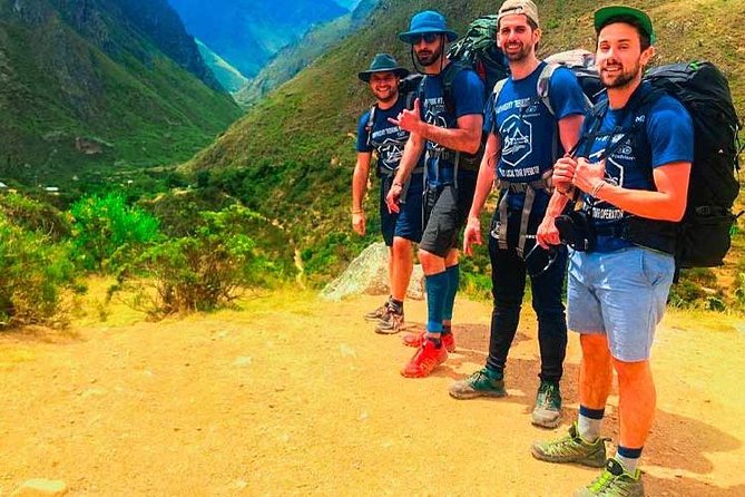Inca Trail 4 Day Adventure to Machu Picchu with Panoramic Train - Guide Quality and Group Size