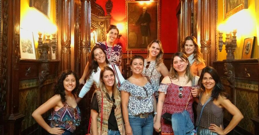 La casa de Aliaga, an alive colonial jewel at Lima center. - The mansion’s architecture, paintings, and family connection