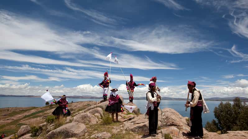 Lake Titicaca 2-Day Tour to Uros, Amantani and Taquile - Day two: Taquile’s weaving and island culture
