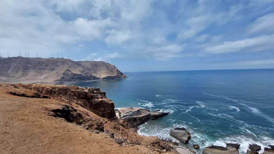 Lima Bike Tour: La Costa Verde & Jesus Statue in Chorrillos - Cristo del Pacífico and Lima’s best wide view