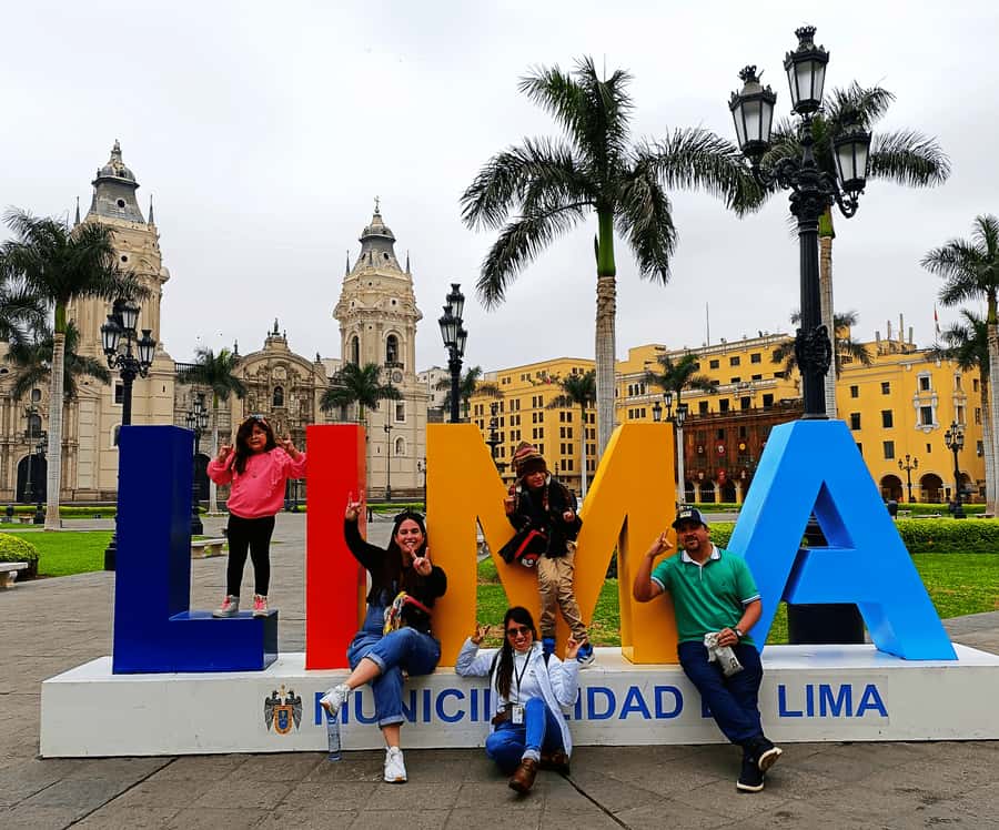 Lima: City Highlights Walking Tour & Catacombs - Who should book this Lima walking tour?