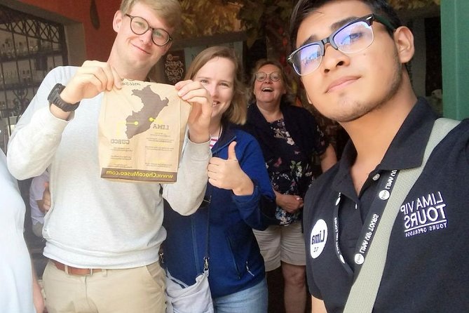 Lima City Tour. Pre-Hispanic, Colonial and Modern Tour. - San Isidro’s El Olivar, a five-minute pause beneath olive trees