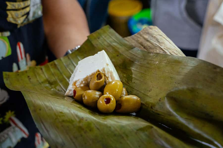Lima: Flavors and Tradition Walking Tour with Food Tasting - Key points at a glance