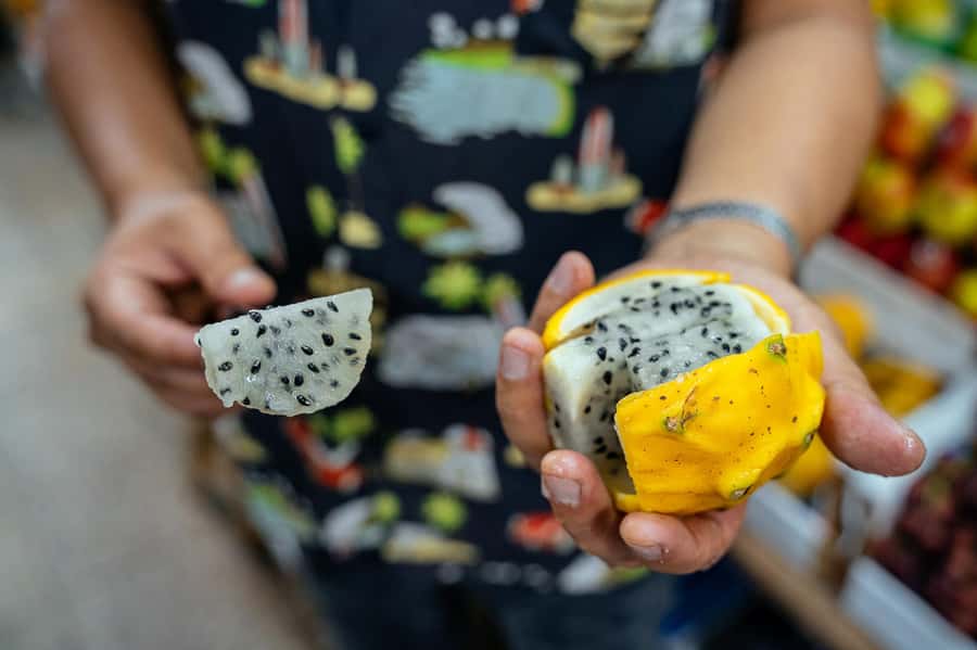 Lima: Flavors and Tradition Walking Tour with Food Tasting - Who should book this four-hour walk