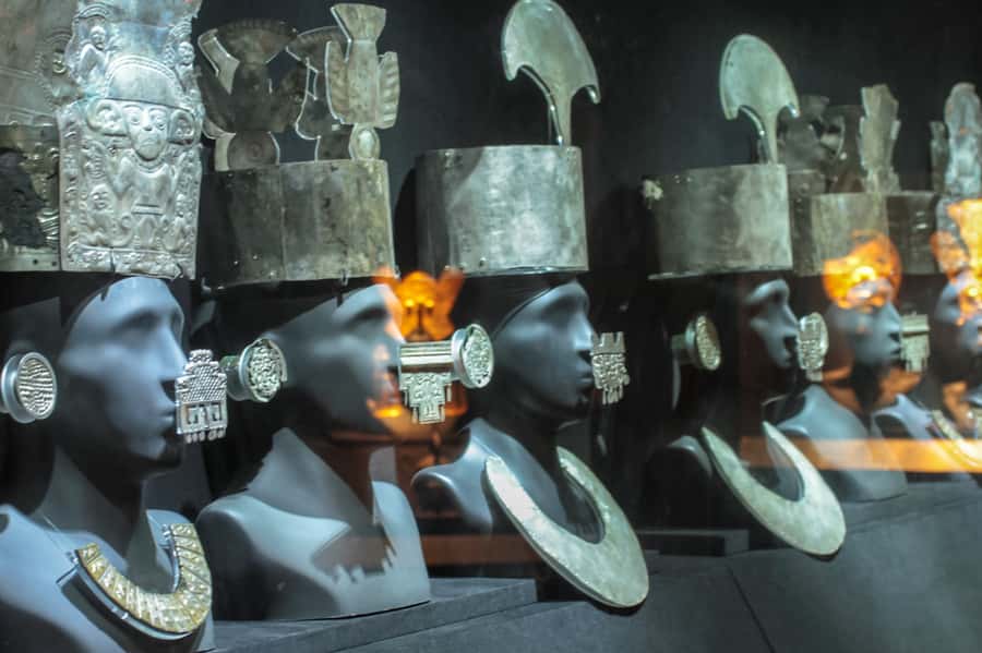Lima: Half-Day Colonial Lima and Larco Museum Tour - Who should book this half-day experience?