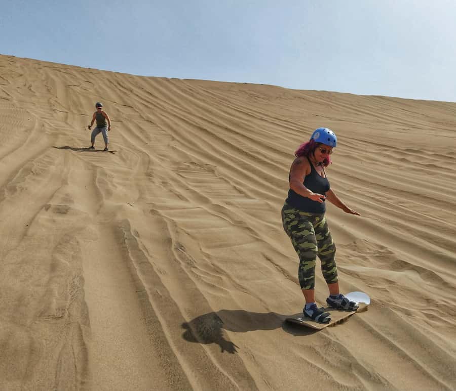 LIMA: HALF-DAY SANDBOARDING TOUR - Two hours of lessons and sandboarding