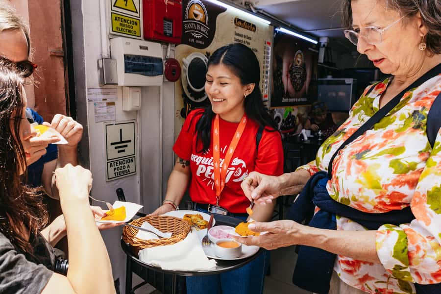 Lima: Historic Center Street Food, Market, and Eateries Tour - A final walk through Lima’s historic core