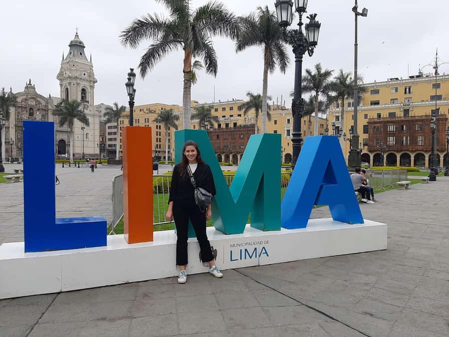Lima: Historic Downtown, Miraflores & Catacombs Private Tour - Why This Four-Hour Route Works