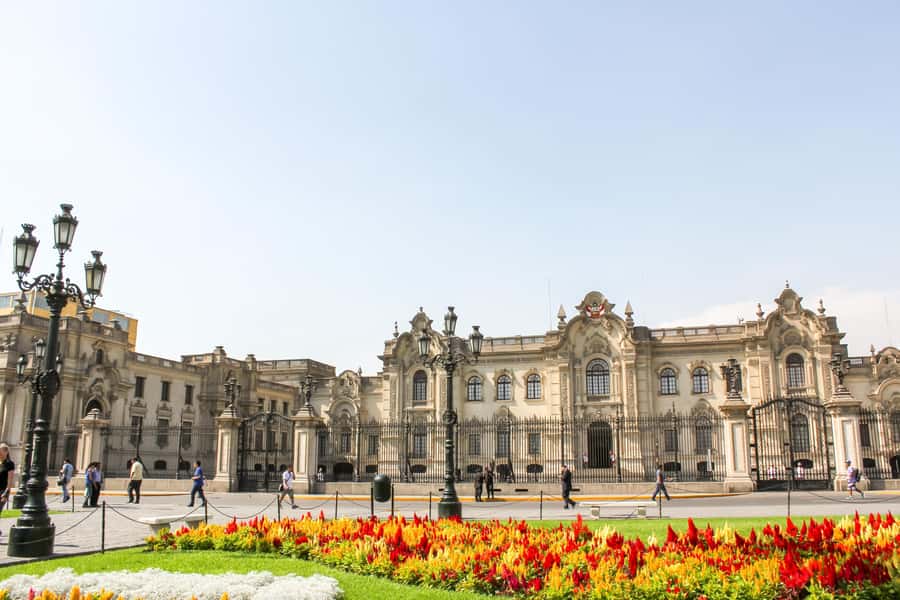 Lima: Historic Downtown, Miraflores & Catacombs Private Tour - The Colonial Center and San Francisco Catacombs