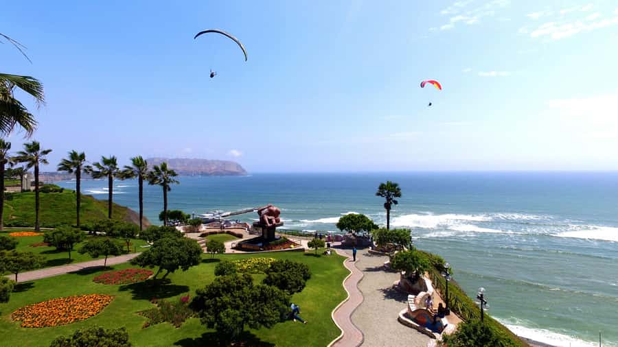 Lima: Historical, Colonial, and Modern City Tour - Love Park and Lima’s Modern Face