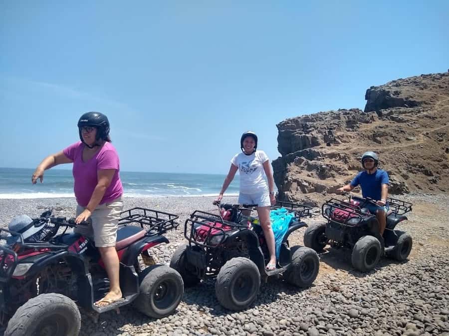 Lima: Lunuhuaná Extreme All In + Cerro Azul + Rafting + ATV + Canopy - Lunahuaná Plaza de Armas and the colonial church