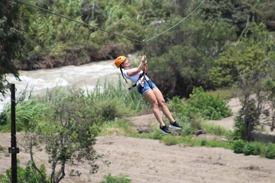 Lima: Lunuhuaná Extreme All In + Cerro Azul + Rafting + ATV + Canopy - Lunch: the part you must judge carefully