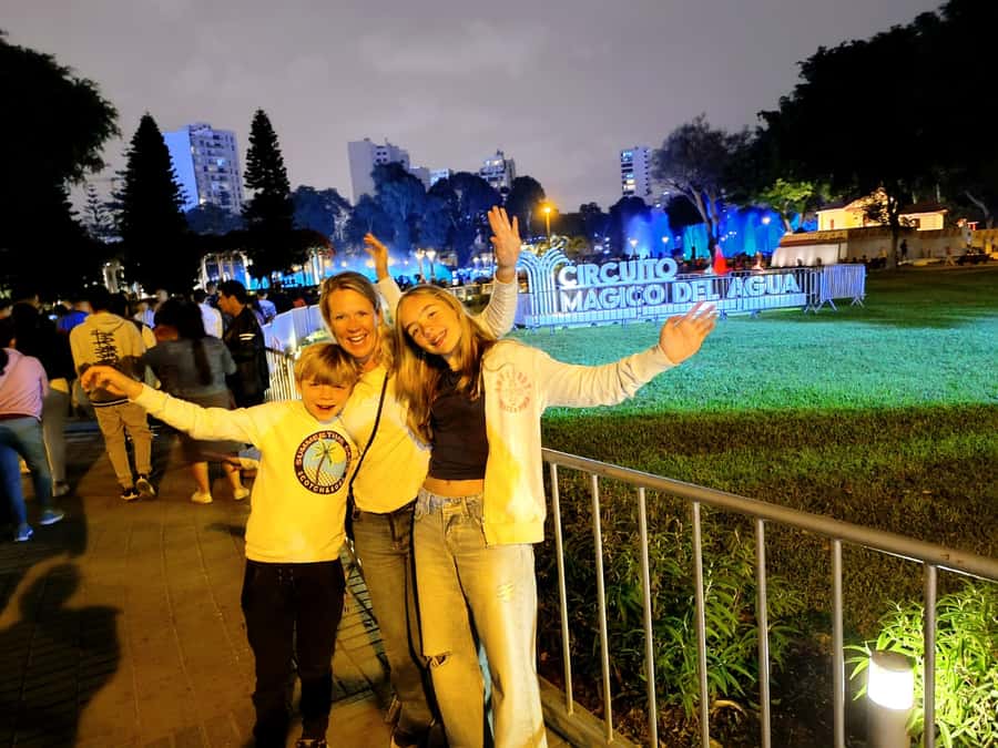 Lima: Magic Water Circuit Light Show Tour with Pickup - A guided walk through the fountains