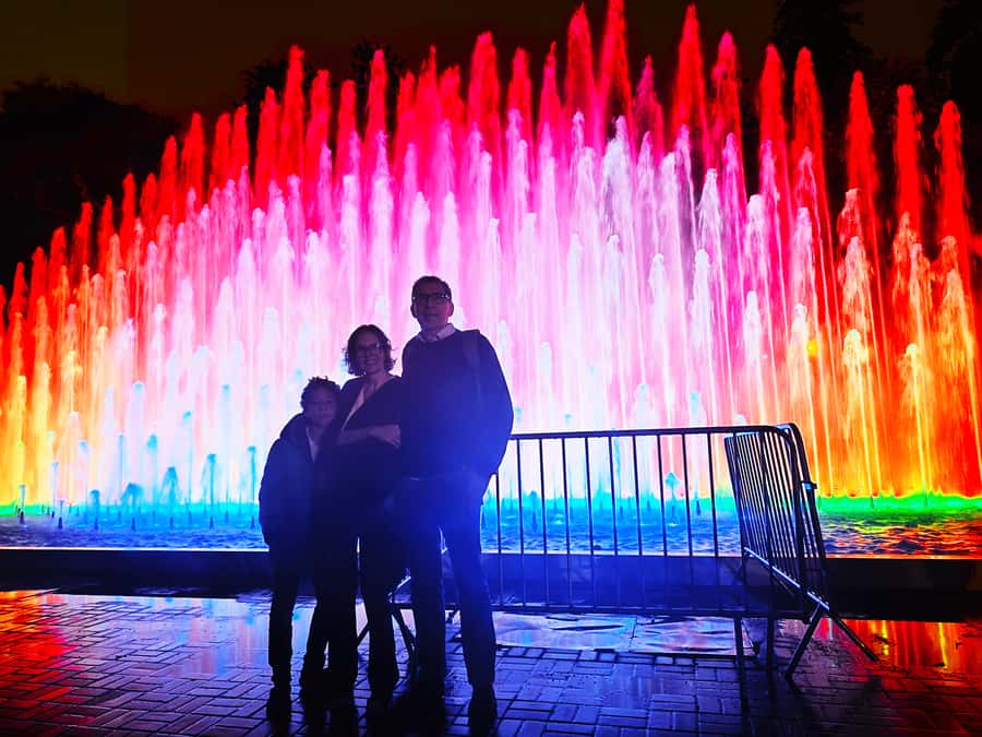 Lima: Magic Water Circuit Light Show Tour with Pickup - Who should book this Lima evening tour?