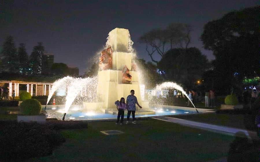 Lima: Magic Water Circuit Tour w/ Transfer & Ticket - The guided 90-minute park visit