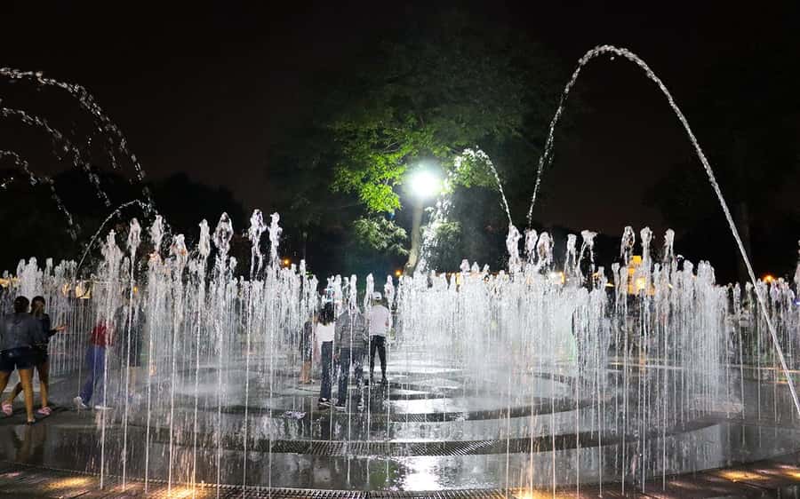 Lima: Magic Water Circuit Tour w/ Transfer & Ticket - Who will enjoy this Lima evening most?