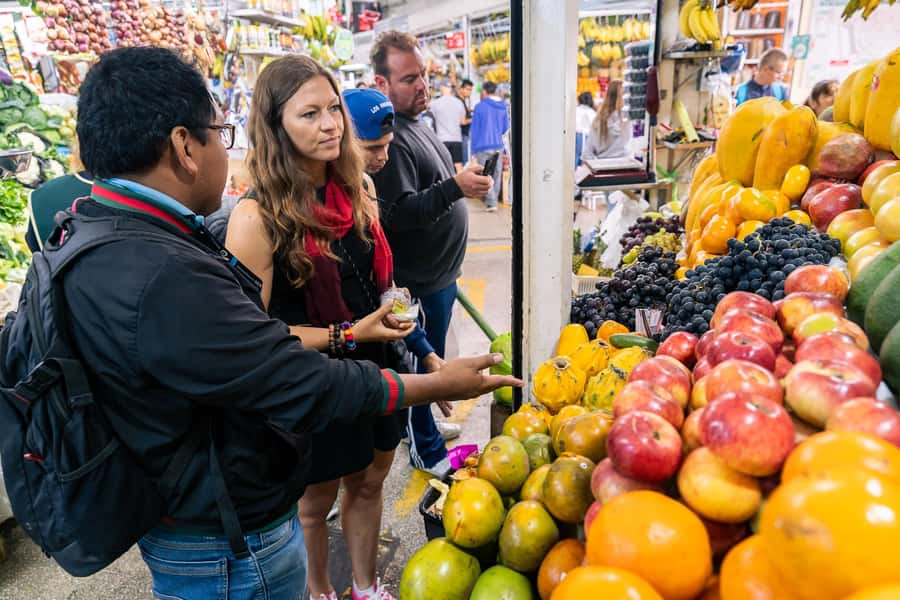 Lima: Miraflores Trending Flavors Half-Day Walking Tour - Mercado Nº 1 de Surquillo, where the route feels most local