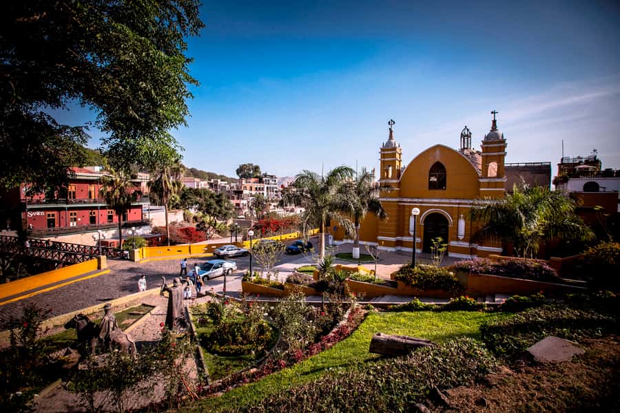 Lima: Pachacamac Ruins & Barranco Half-Day Guided Tour - Key points to know before booking