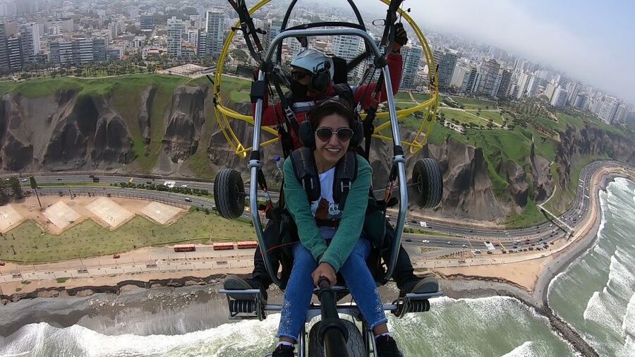 Lima: Paragliding Flight Over Costa Verde Districts - Key Points to Know Before You Fly
