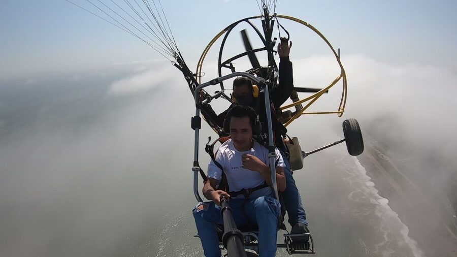 Lima: Paragliding Flight Over Costa Verde Districts - Taking Off Over the Pacific