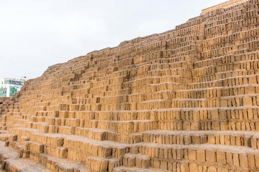 Lima: Private Tour to Huaca Pucllana and Huaca Mateo Salado - Who should book this private Lima tour