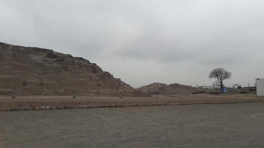 Lima: Private Tour to Huaca Pucllana and Huaca Mateo Salado - The language issue at Mateo Salado