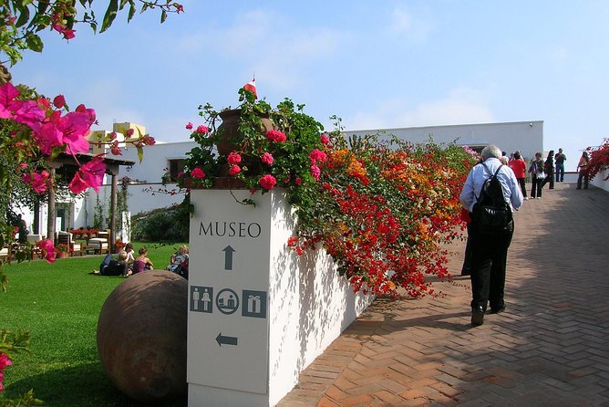 Lima´s Vibrant Heritage & Larco Museum of Cultures Half Day Tour - Larco Museum: ancient Peru in a manageable hour