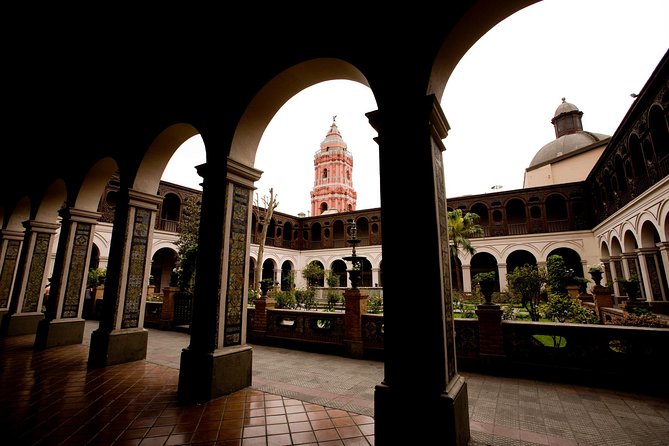 Lima´s Vibrant Heritage & Larco Museum of Cultures Half Day Tour - Clothing and other practical points