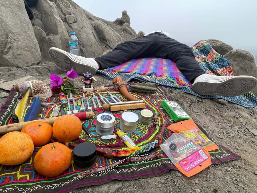 Lima: Spiritual Healing with Xanga - The Smokeable Ayahuasca - Meeting Paul and setting your expectations