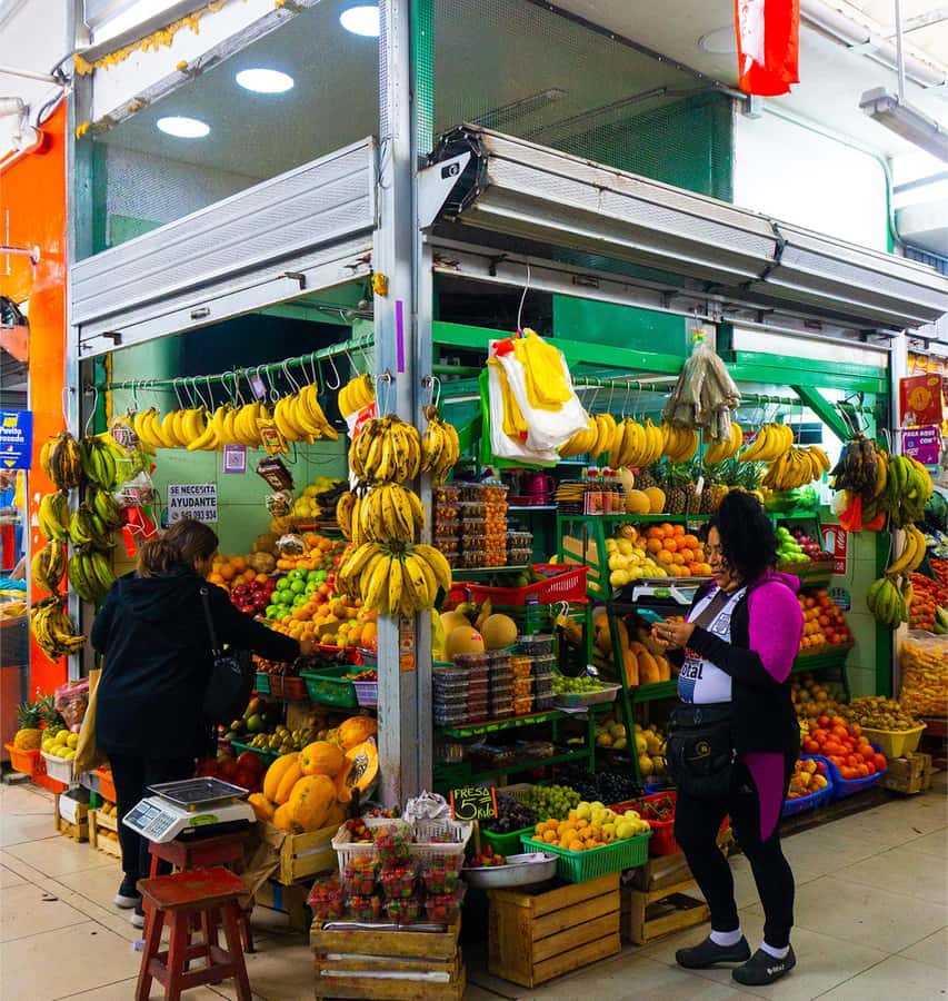 Lima: Street Food Tasting Tour with Pisco Sour Class - Why this food tour works well in Lima