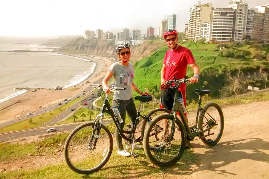 Lima: The Charm of Barranco & Pre Inca Pyramid in Miraflores - The cafe stop, gelato, or local drink